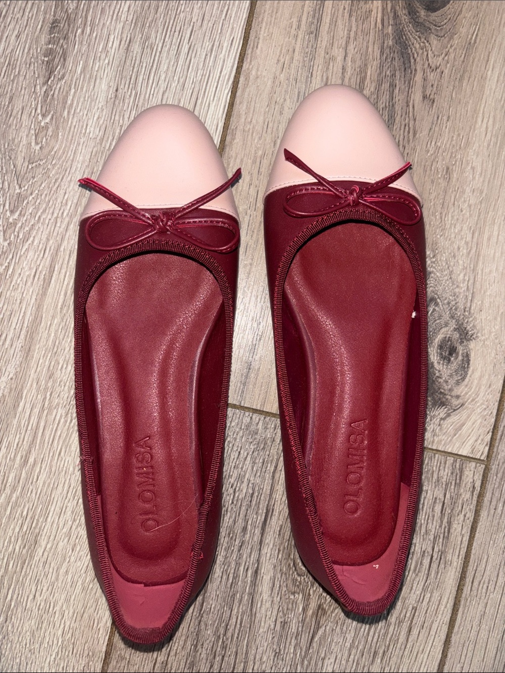 Two-Tone Pink and Burgundy Ballet Flats with Bow